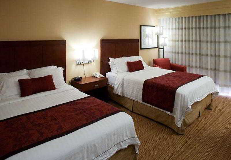 ホテル Courtyard By Marriott Portland Hillsboro