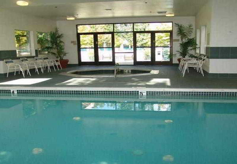 ホテル Courtyard By Marriott Portland Hillsboro