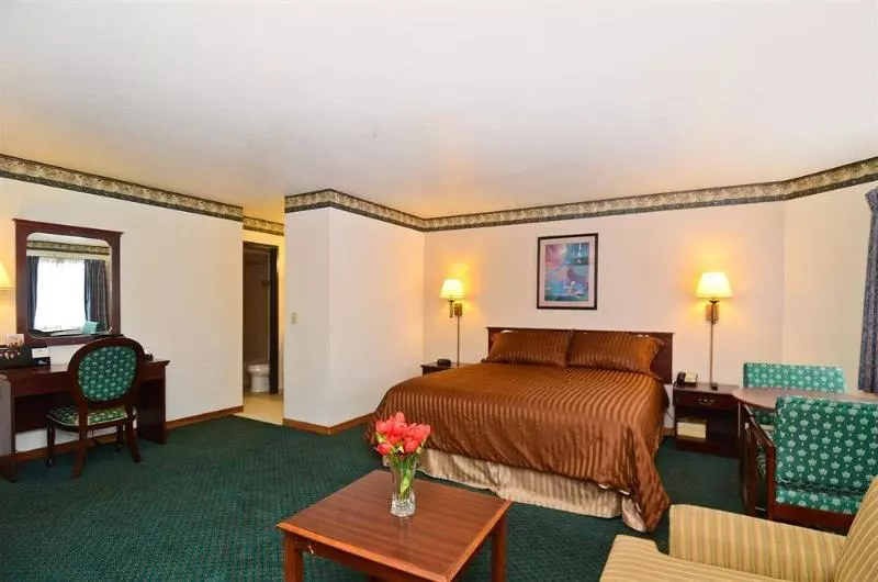 Отель Crossroads Inn   Downtown Sacramento