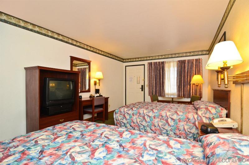 فندق Crossroads Inn   Downtown Sacramento