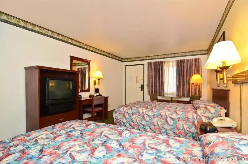 Отель Crossroads Inn   Downtown Sacramento