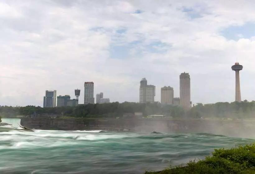 Hotel Days Inn By Wyndham Tonawanda/buffalo