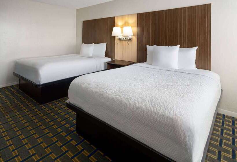 Отель Days Inn By Wyndham Tonawanda/buffalo