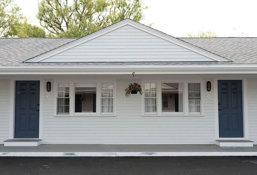 فندق Greyfinch Chatham Inn