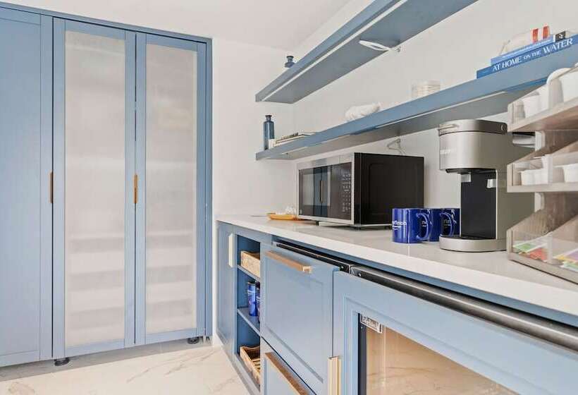 فندق Greyfinch Chatham Inn