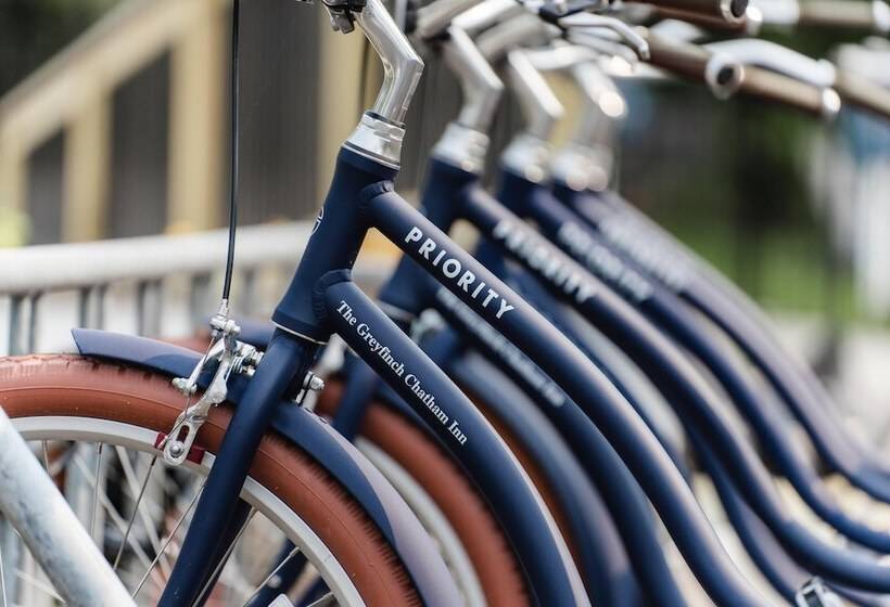 فندق Greyfinch Chatham Inn