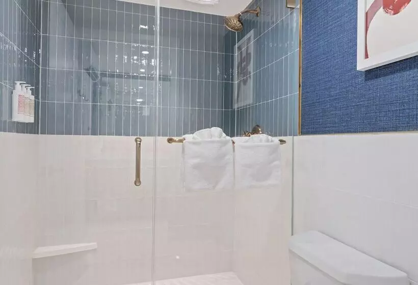 酒店 Greyfinch Chatham Inn