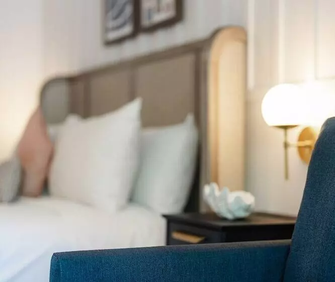 酒店 Greyfinch Chatham Inn