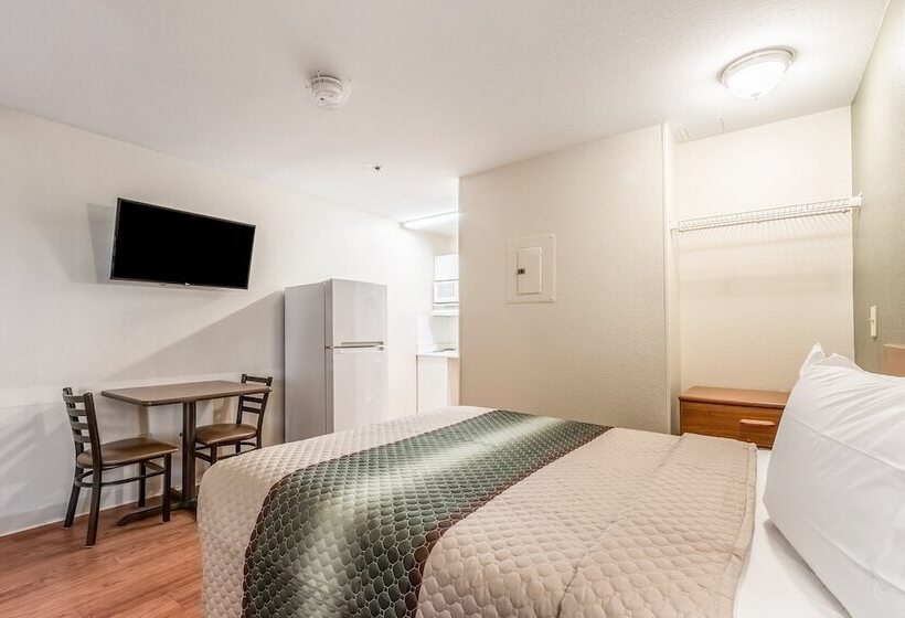 Otel Studio 51 Extended Stay