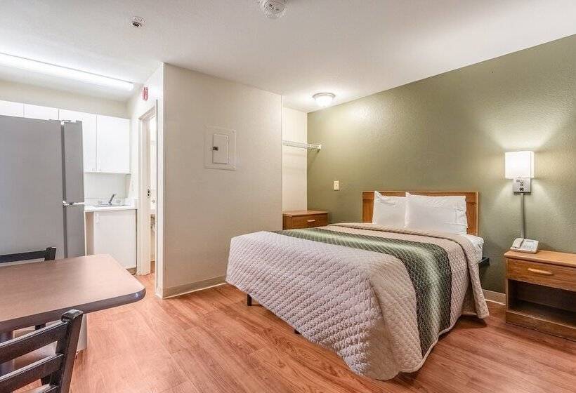 Otel Studio 51 Extended Stay