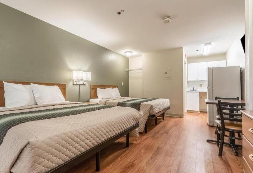 Otel Studio 51 Extended Stay