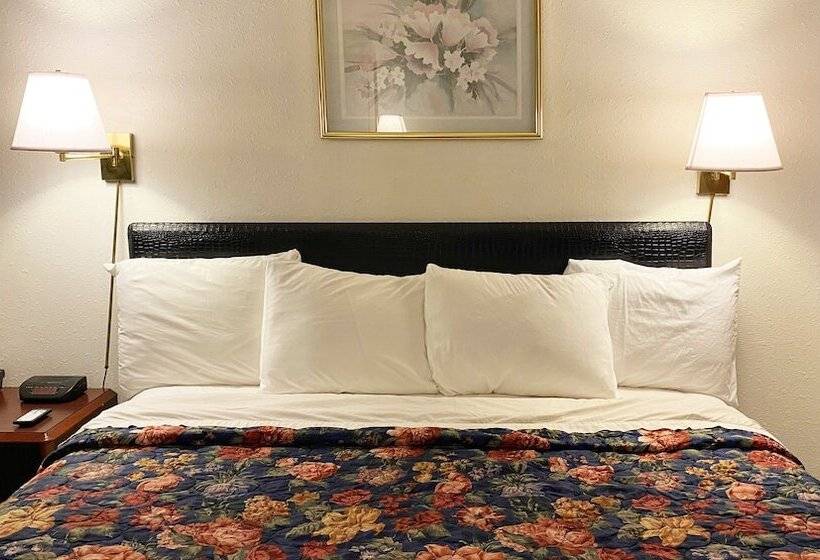 فندق Oak Grove Inn