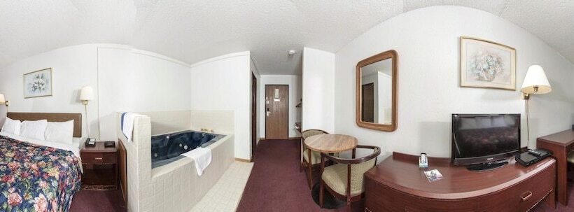 فندق Oak Grove Inn