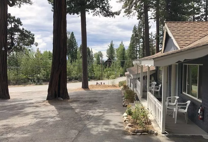 リゾートホテル Tahoe Vistana Inn