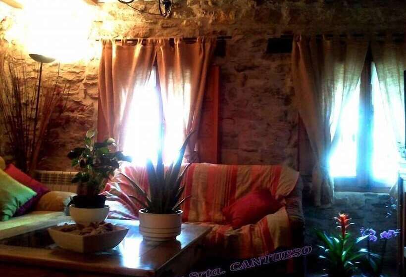 여관 Casa Rural Las Trojes