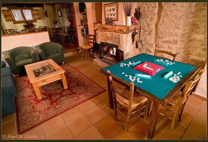 Hostelli Casa Rural Las Trojes