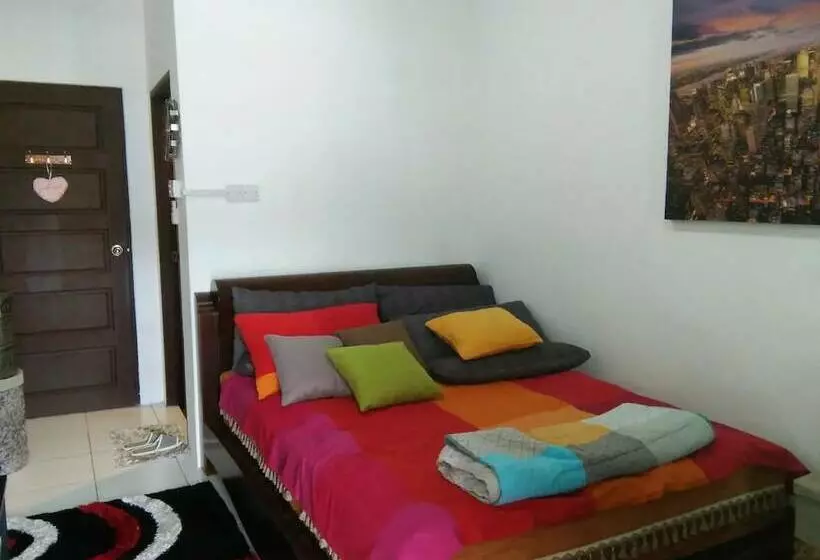 مسافرخانه Co. Living Suite