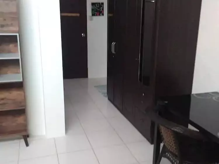 مسافرخانه Co. Living Suite