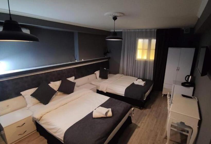 簡易ホテル Utarit Taksim