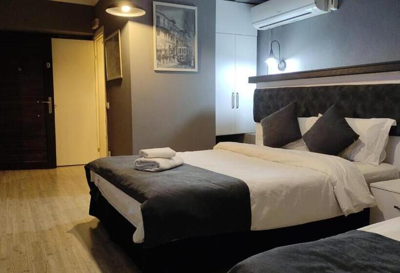 簡易ホテル Utarit Taksim