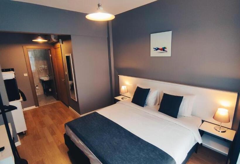 簡易ホテル Utarit Taksim