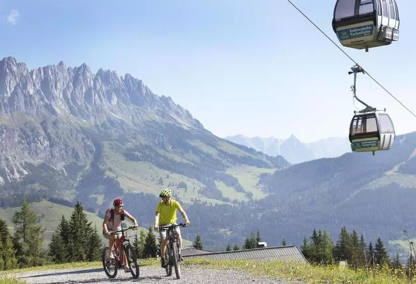 هتل Aldiana Club Hochkönig