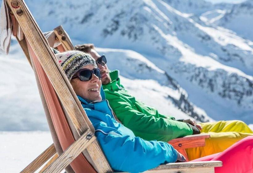 هتل Alpenrose Aktiv & Sport