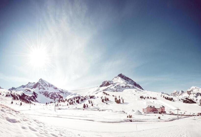 هتل Alpenrose Aktiv & Sport