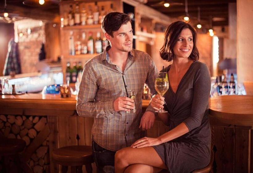 هتل Alpenrose Aktiv & Sport