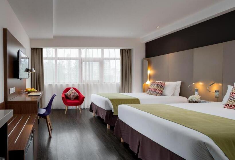 Hotel Campanile Xi An Bell Tower Huimin Street