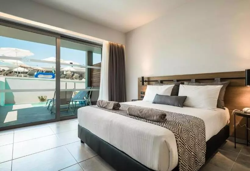 ホテル Harmony Crest Resort & Spa Adults Only