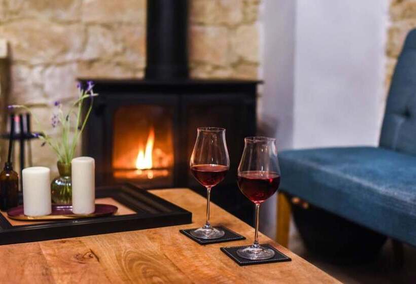 בית מלון כפרי Oinou Strata   Adults Only