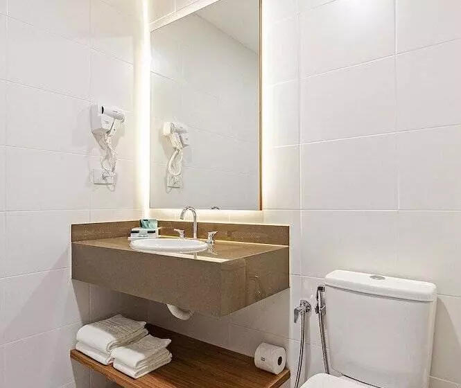 ホテル Slaviero Curitiba Aeroporto