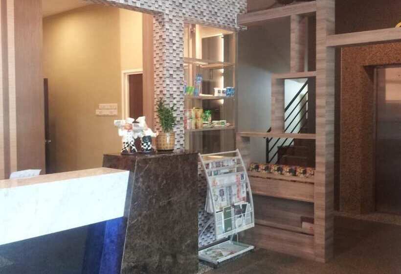 בית מלון כפרי Suria 18