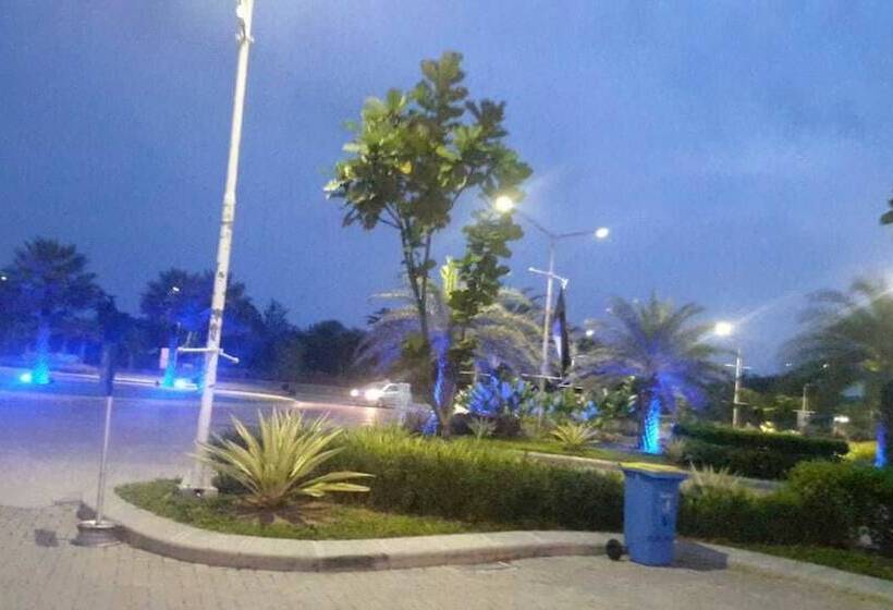 Wing Hotel Kualanamu Airport