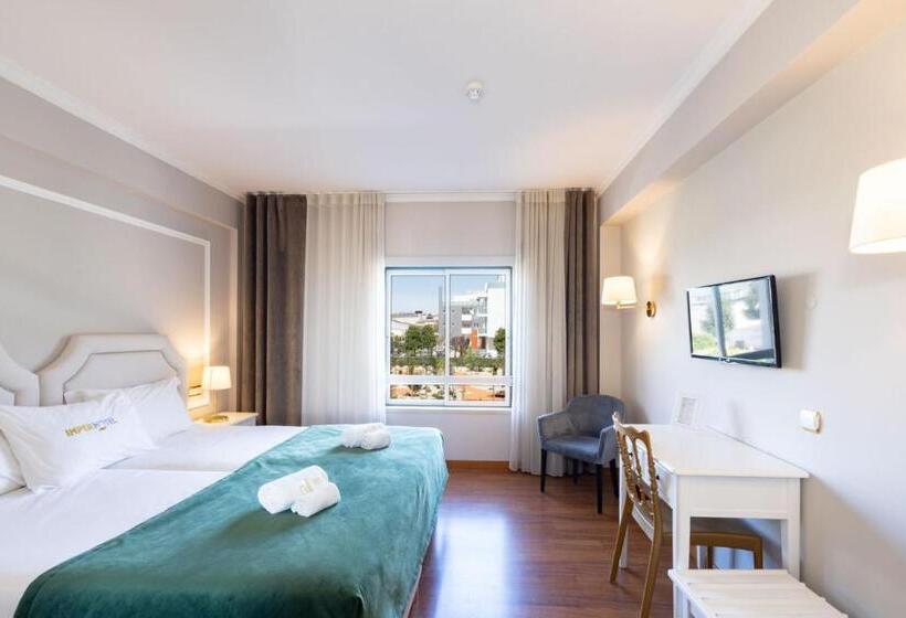 Imperhotel By Umbral