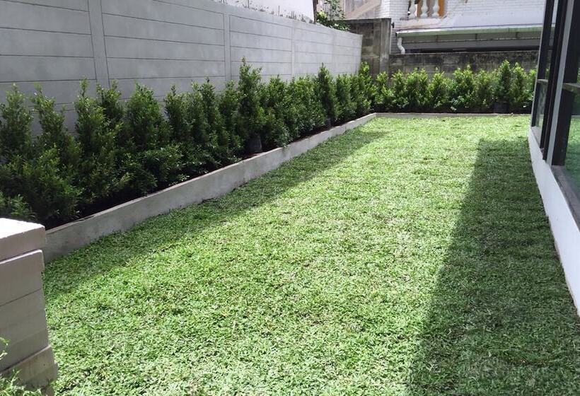 فندق Rinrada Loft Resident