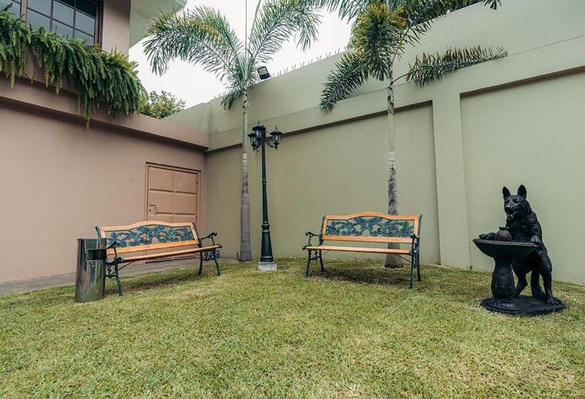 Luxva Hotel Boutique