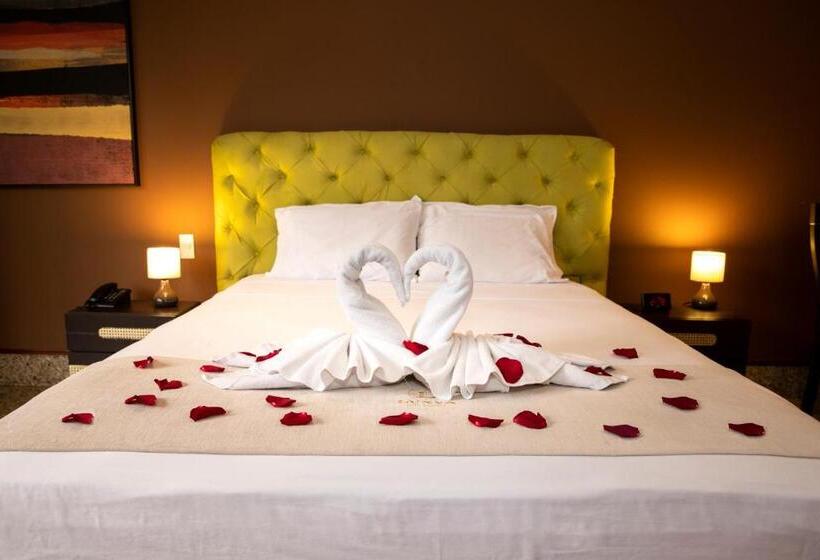 Luxva Hotel Boutique