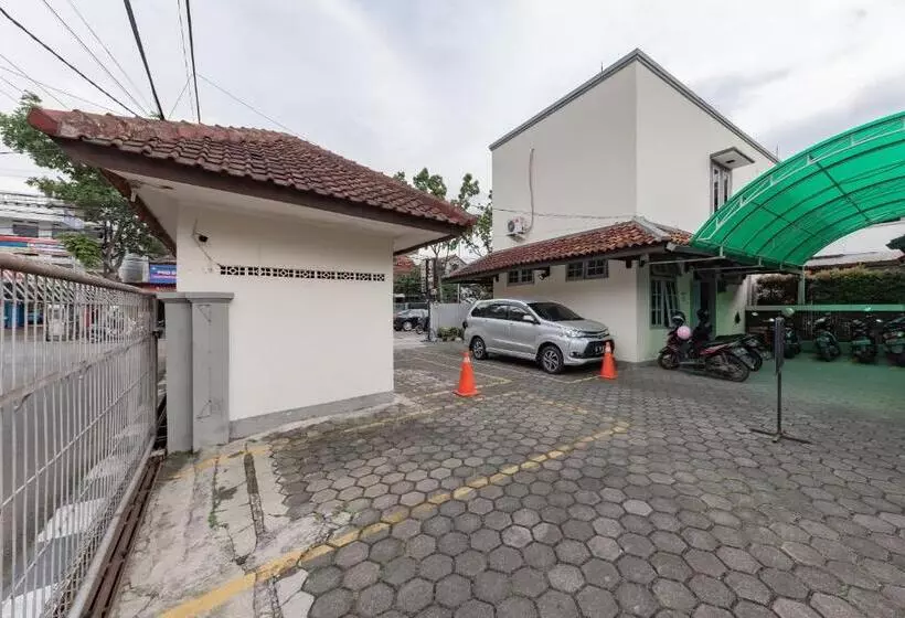 Urbanview Hotel Pondok Kurnia Cijagra Bandung By Reddoorz
