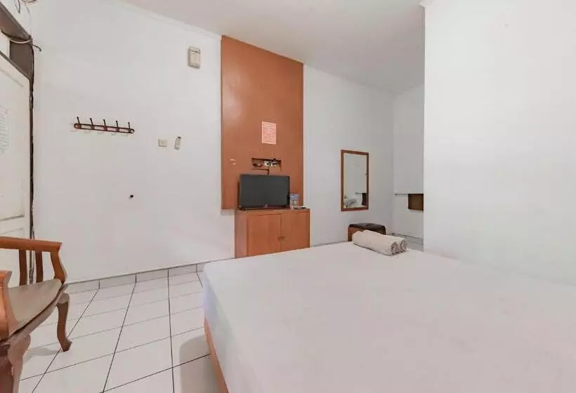 Urbanview Hotel Pondok Kurnia Cijagra Bandung By Reddoorz