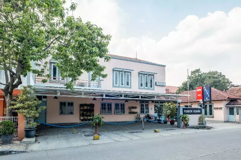 Urbanview Hotel Pondok Kurnia Cijagra Bandung By Reddoorz