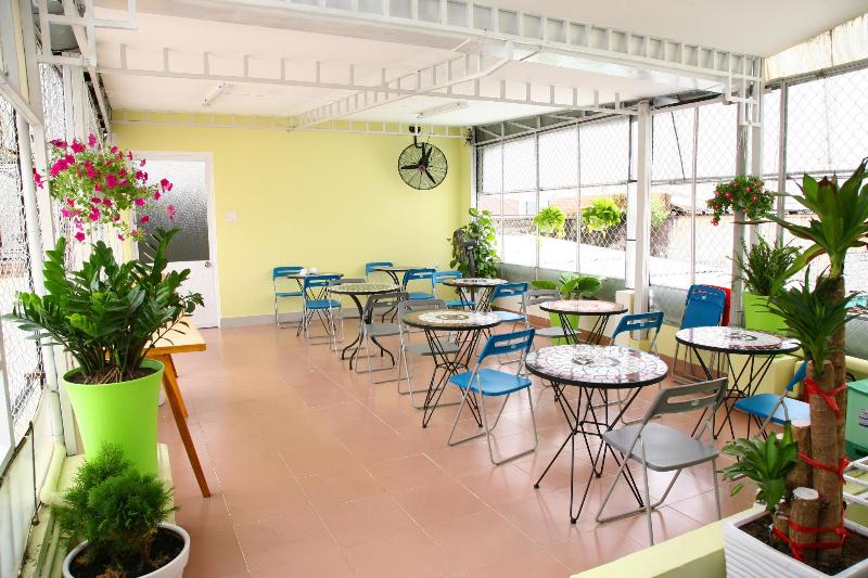 Cozy Hotel   140 Cong Quynh