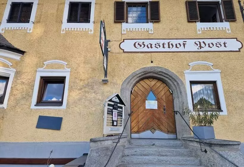 ホテル Gasthof Post