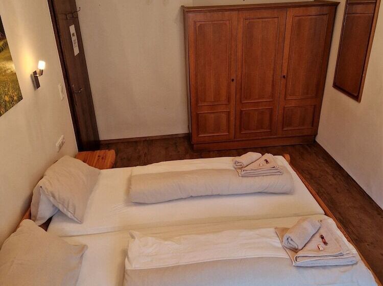 Отель Gasthof Post