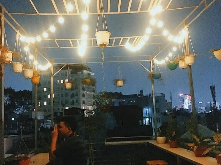 پانسیون Hello Saigon Homestay