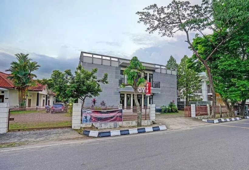 ホテル Kerangga Homestay Syariah Redpartner