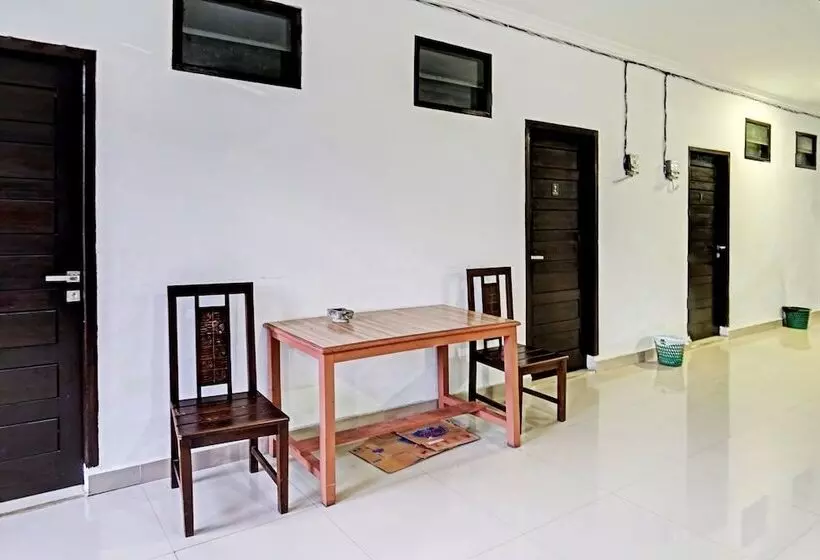 ホテル Kerangga Homestay Syariah Redpartner