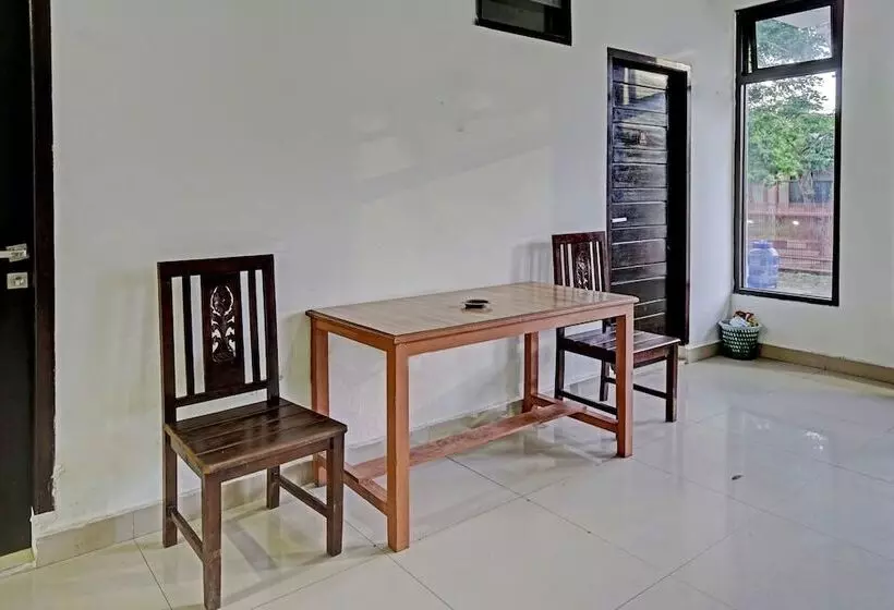 ホテル Kerangga Homestay Syariah Redpartner