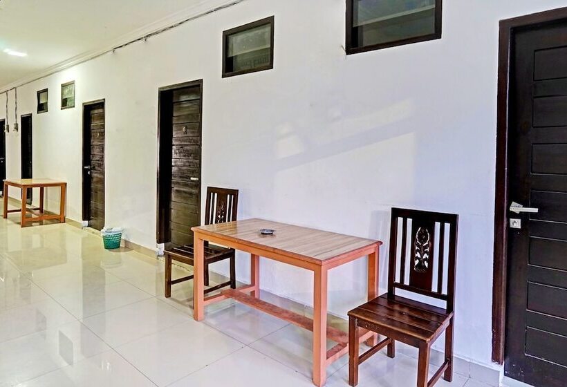 فندق Kerangga Homestay Syariah Redpartner